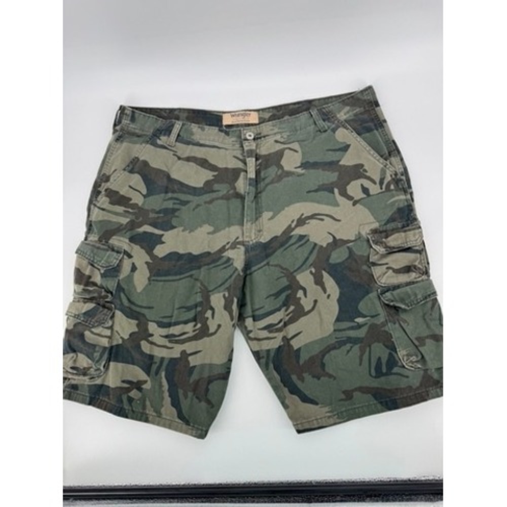 Wrangler Camo Cargo Shorts Mens 42‎ Green Camo Relaxed Fit Cotton 8 Pocket Baggy